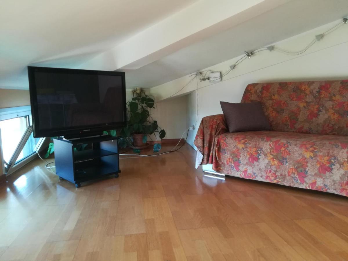 베로나 Mansarda Raggio Di Sole B&B 외부 사진