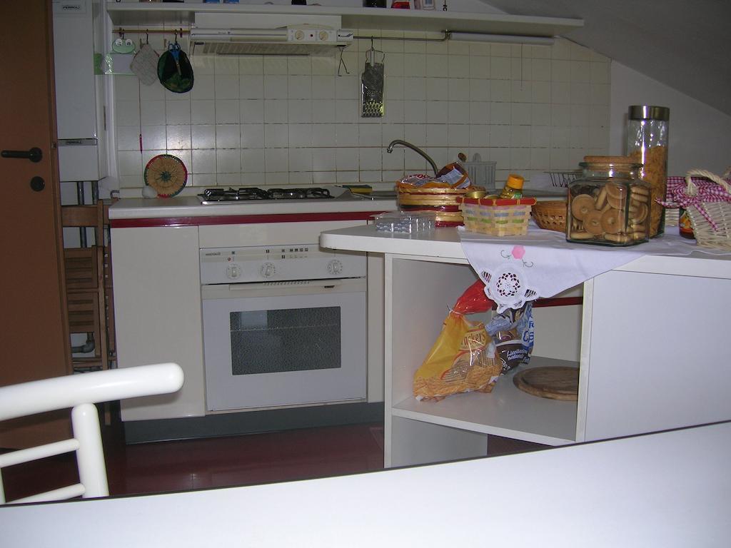 베로나 Mansarda Raggio Di Sole B&B 객실 사진