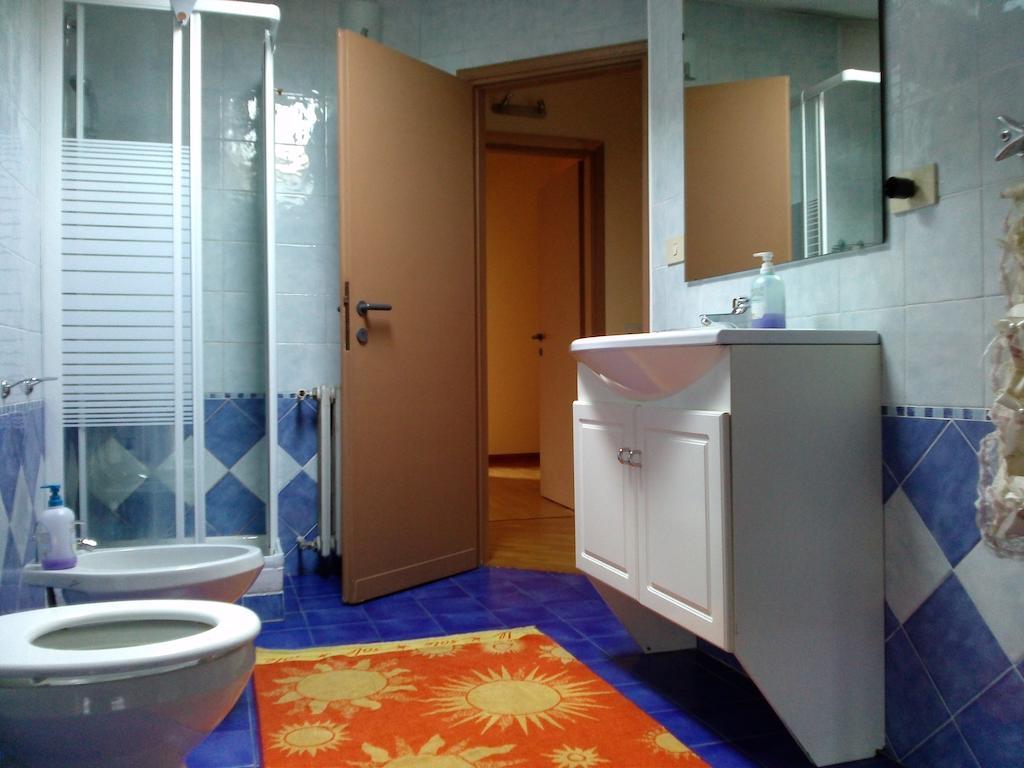 베로나 Mansarda Raggio Di Sole B&B 객실 사진