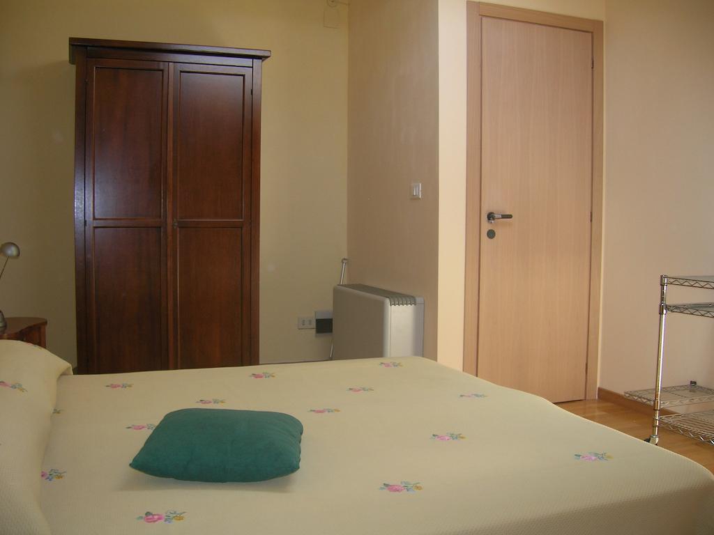 베로나 Mansarda Raggio Di Sole B&B 객실 사진